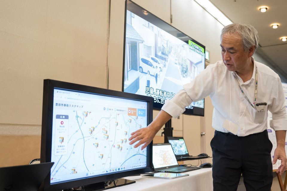 高齢者歩行事故の危険地と情報提供手法